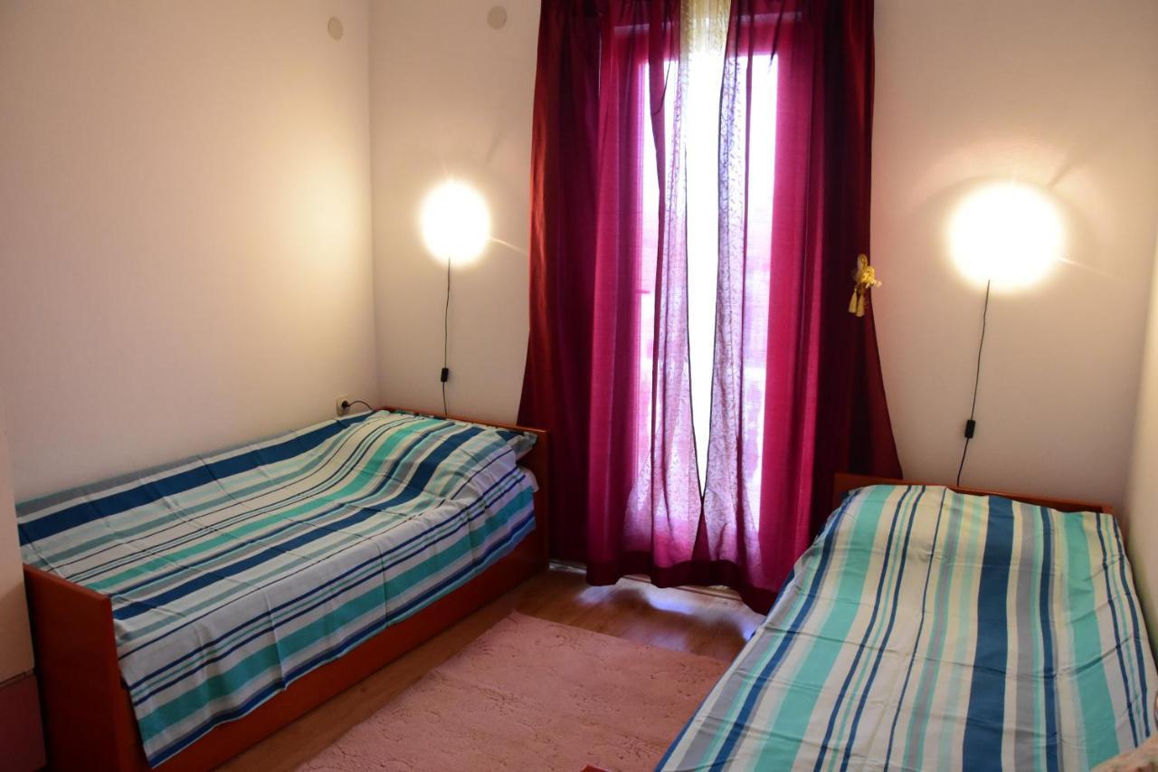 Apartments Zana Вир Екстер'єр фото