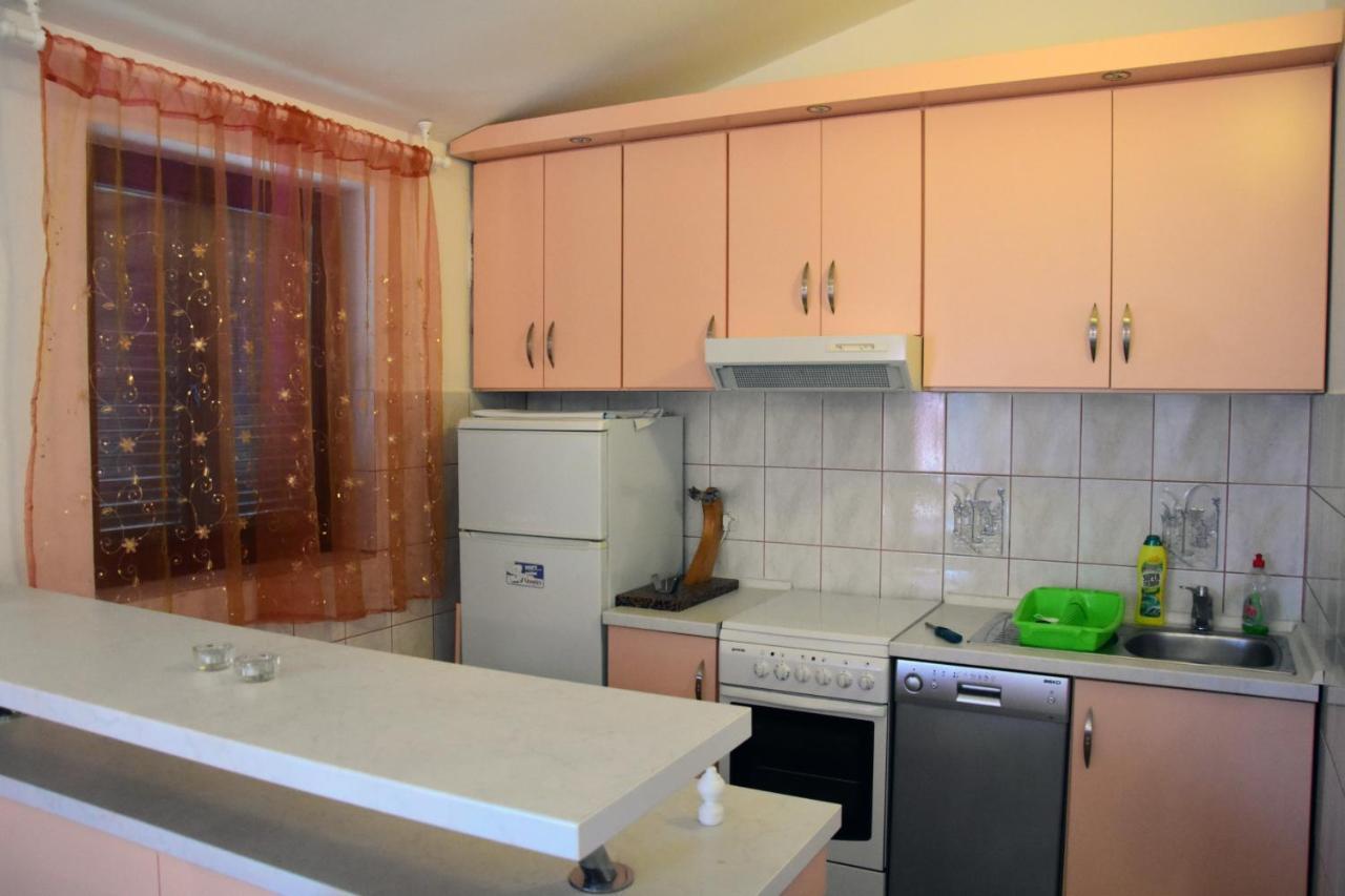 Apartments Zana Вир Екстер'єр фото
