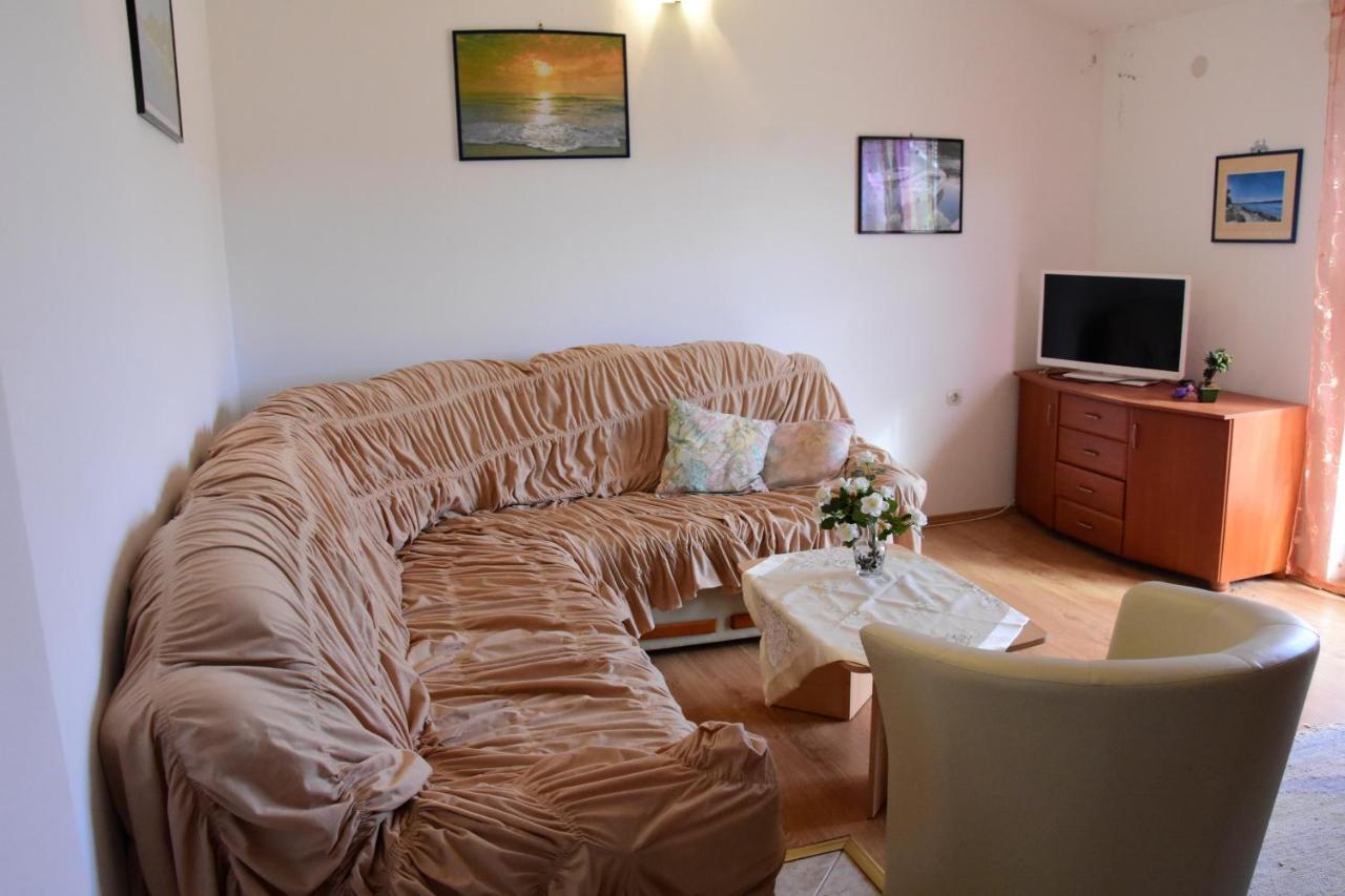 Apartments Zana Вир Екстер'єр фото