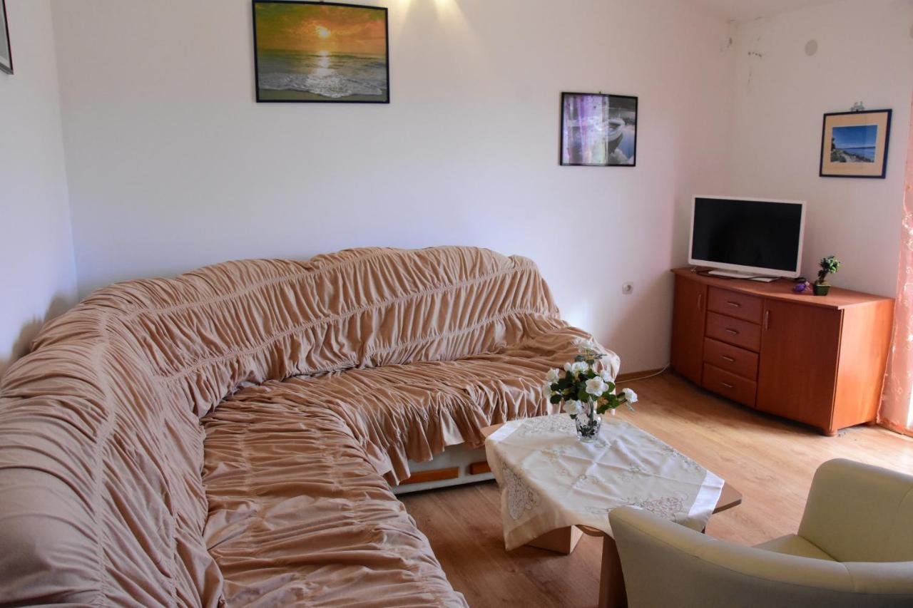 Apartments Zana Вир Екстер'єр фото